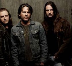 Reb Beach: «Ο Hammett είναι αισχρός κιθαρίστας» 