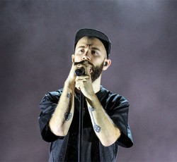 Ο Woodkid στο Rockwave Festival 