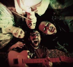 Ακούστε / δείτε το νέο single & video clip των Yuri's Accident, "Lights" 