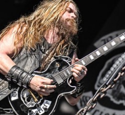 O Zakk Wylde δεν περιέχεται πλέον στους καλύτερους κιθαρίστες του Rolling Stone 