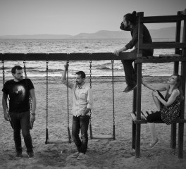 "Connect The Dots": Όλες οι πληροφορίες για την κυκλοφορία του νέου άλμπουμ των Playground Theory