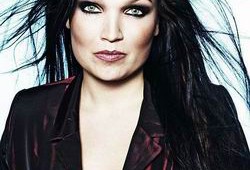 Οι Nightwish απολύουν την Tarja! 