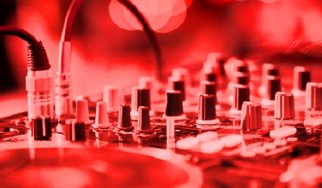 Rocking Radio Weekly Charts: μάθετε ποια τραγούδια ψηφίσατε την προηγούμενη εβδομάδα!