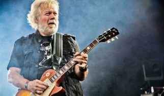 Aκούστε δύο νέα τραγούδια του Randy Bachman 