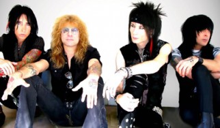Ντεμπούτο για το νέο συγκρότημα του Steven Adler (ex-Guns N' Roses)