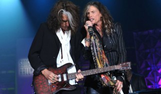 «Ice Bucket Challenge» επί σκηνής για τους Aerosmith