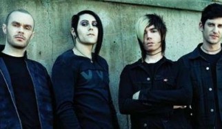 Ανυπόστατες οι φήμες περί διάλυσης των AFI