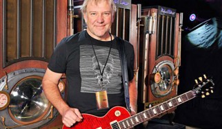 Alex Lifeson (Rush): «Αβέβαιο το μέλλον της δισκογραφίας»