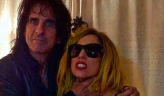 Ακούστε τον Alice Cooper να διασκευάζει Lady Gaga