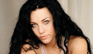 Amy Lee (Evanescence): «Τώρα πλέον δουλεύουμε σαν κανονική μπάντα»
