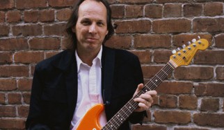 Adrian Belew: «Ο Fripp με ενημέρωσε ότι δεν θα συμμετέχω στην επαναδραστηριοποίηση των King Crimson»