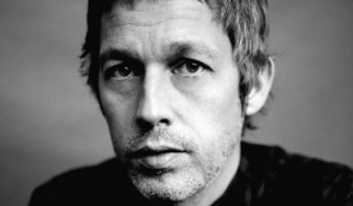 Andy Bell (Beady Eye): «Οι Oasis πρέπει να επανενωθούν»