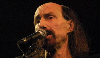 Τον Arthur Brown κάλεσε στο "Halloween show" του ο Alice Cooper