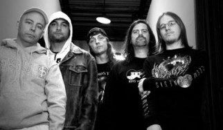 Επιστρέφει στους Atheist ο μπασίστας Tony Choy