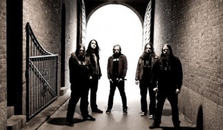 Εξώφυλλο για το "At War With Reality" των At The Gates