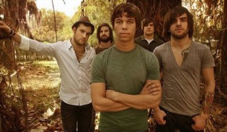 Στο metal πνεύμα των Χριστουγέννων με τους August Burns Red