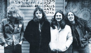 Τον Σεπτέμβριο το "Back From Hell" των Blitzkrieg