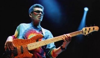 Έφυγε από τη ζωή ο σπουδαίος μπασίστας Boz Burrell!