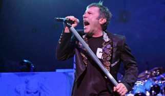 Οι Iron Maiden κάνουν sold-out σε χρόνο ρεκόρ το χωρητικότητας 50.000 θεατών νέο γήπεδο της Στοκχόλμης