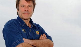 Με ποδήλατο στο Download ο Bruce Dickinson