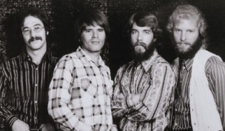 «Ανοικτός» σε ενδεχόμενο reunion των Creedence Clearwater Revival ο John Fogerty