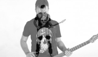 Δείτε το νέο βίντεο του Chris Mike, στο "Dead Inside" των Muse