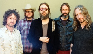 Οι Chris Robinson Brotherhood μας παρουσιάζουν το νέο τους κομμάτι