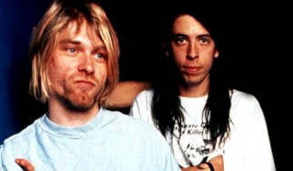 Το φιλί του Κurt Cobain στον Dave Grohl