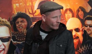 Ο Corey Taylor διασκευάζει το "Rainbow In The Dark" του Dio (audio)