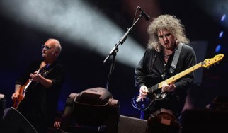 Πολλά υποσχόμενο το 2014 για τους Cure