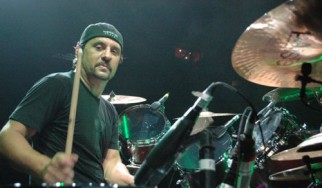 Ο Dave Lombardo δηλώνει έκπληκτος με τον τρόπο που χειρίστηκαν τον χαμό του Hanneman οι Araya, King