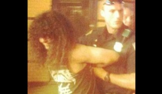 Ελεύθερος ο frontman των Vektor, έπειτα από τη σύλληψή του για επίθεση σε διαδηλωτή