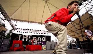 Οι Deftones κοινοποιούν αποσπάσματα από το καινούριο τους άλμπουμ