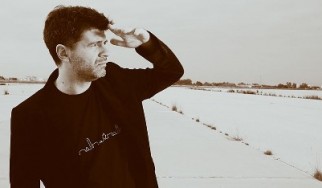 Κυκλοφορούν σε βινύλιο οι τελευταίες δουλειές του Φοίβου Δεληβοριά και των Electric Litany