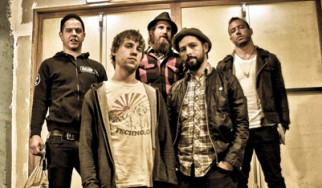 Παρελθόν από τους The Dillinger Escape Plan ο κιθαρίστας τους