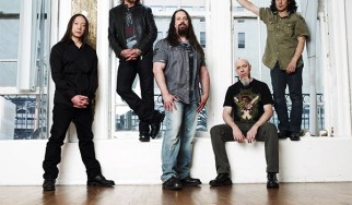 Αποκλειστικό: Δείτε το video clip του "Looking Glass" των Dream Theater