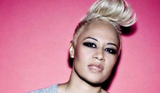 Η Emeli Sande γράφει ιστορία σπάζοντας το ρεκόρ των Beatles