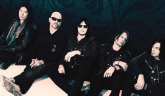 Οι Europe μάς παρουσιάζουν το «κουτί φωτιάς» τους