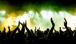 Ποιοί διάσημοι hard rock καλλιτέχνες κάνουν μια από τις πιο ακριβές φετινές περιοδείες;