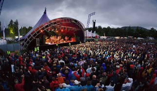 Τα φεστιβάλ αυξάνουν τη μουσική πειρατεία στο διαδίκτυο