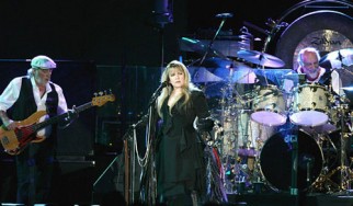 Μαζί επί σκηνής Fleetwood Mac και Christine McVie