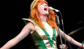 Δίσκος διασκευών κομματιών των Florence + The Machine από metal συγκροτήματα