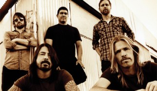 Aκόμα… 30 δεύτερα από Foo Fighters