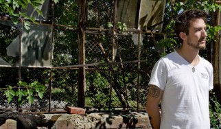 Δείτε τον Frank Turner να διασκευάζει το "All My Life" των Foo Fighters