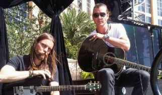 Μέλη των Bush διασκευάζουν το "Landslide" των Fleetwood Mac