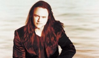 O Geoff Tate σε ρόλο δολοφόνου
