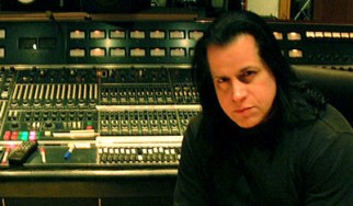 O Glenn Danzig διασκευάζει Elvis Presley και Black Sabbath
