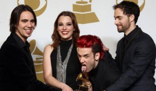 Οι Halestorm ευχαριστούν τους οπαδούς τους με το νέο τους video clip για το "Freak Like Me"