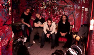 Ακούστε το ολοκαίνουργιο τραγούδι των Ink, "Θυμάμαι"