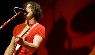 O Jack White κυκλοφορεί ζωντανές ηχογραφήσεις με τις πρώτες μπάντες του